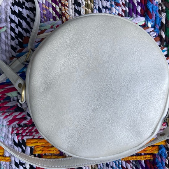 Portland Leather - NWOT - Large Circle in Pearl ✨ - Picture 3 of 6